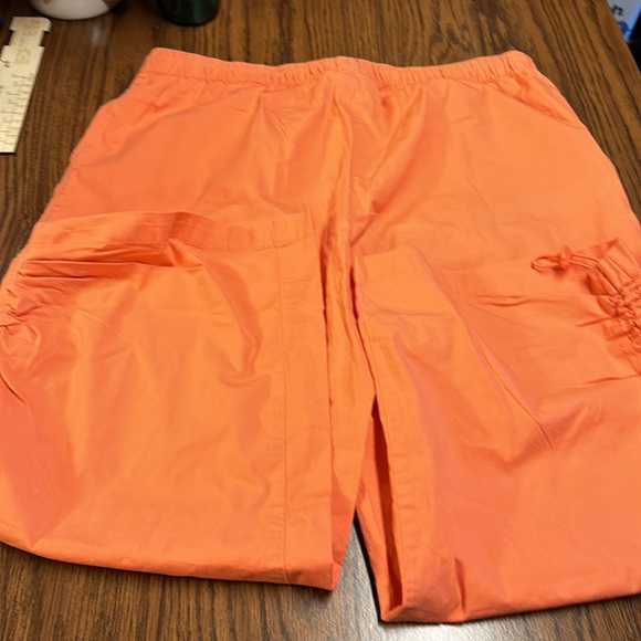Danskin capri pants - Picture 3 of 8